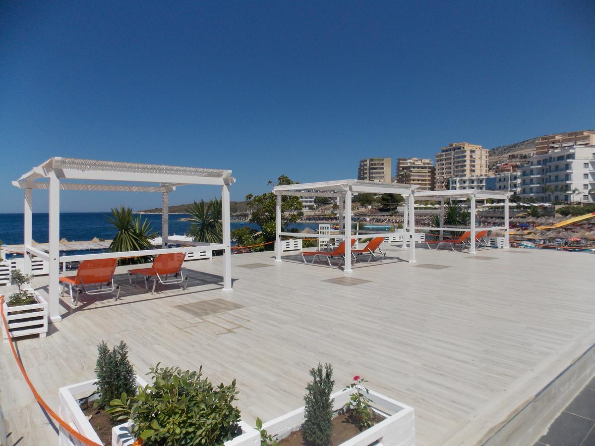 סרנדה Sunset Suites מראה חיצוני תמונה